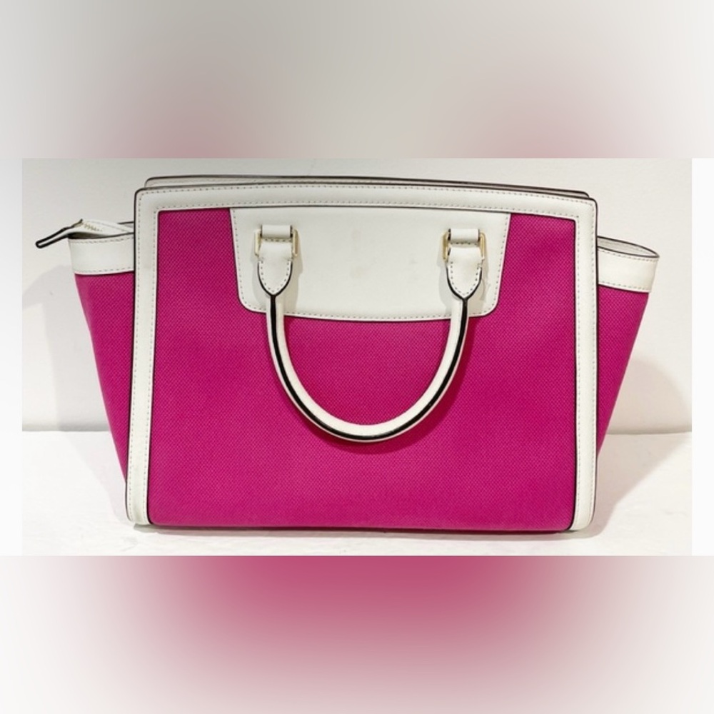 LOW START Michael Kors EUC Selma Canvas and Leather Satchel - Picture 2 of 7